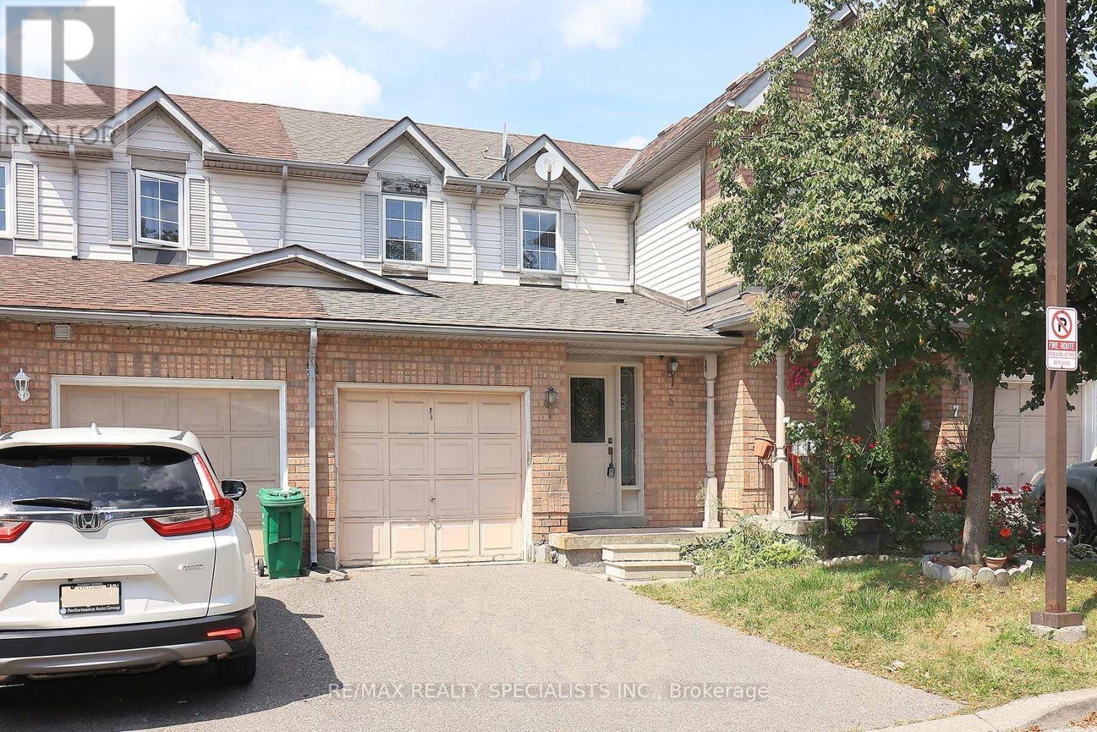 Brampton (fletcher's Creek South), ON L6Y5B4,35 MALTA AVE #5