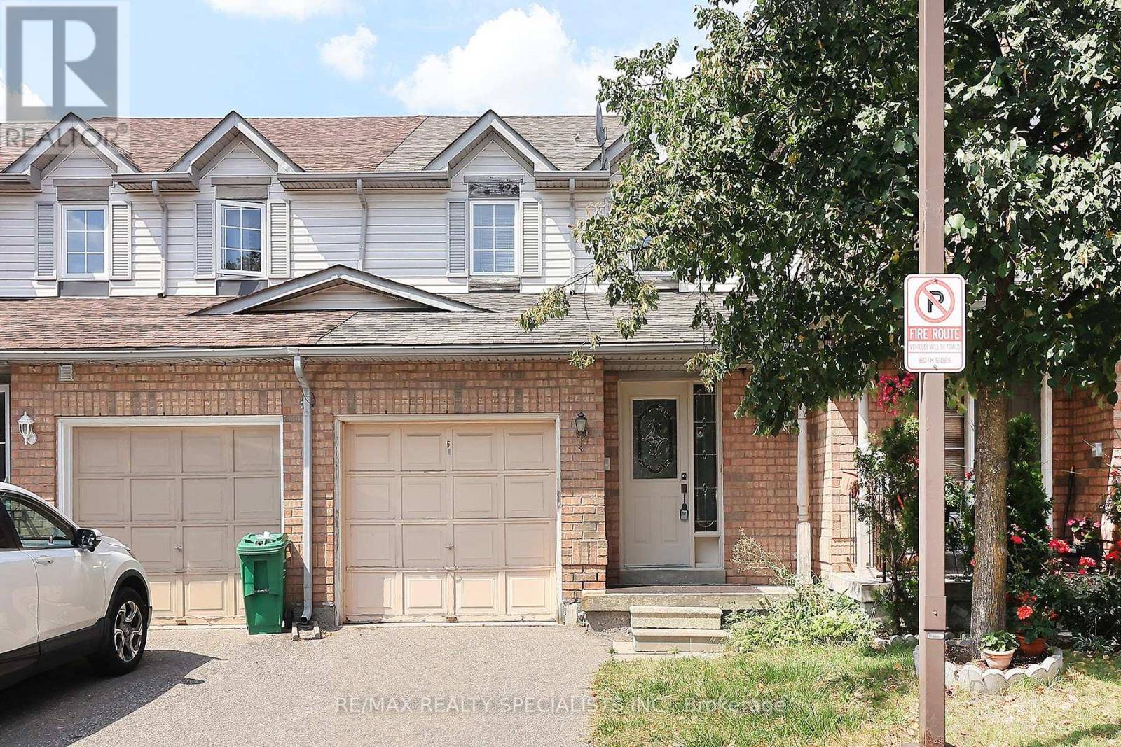 Brampton (fletcher's Creek South), ON L6Y5B4,35 MALTA AVE #5