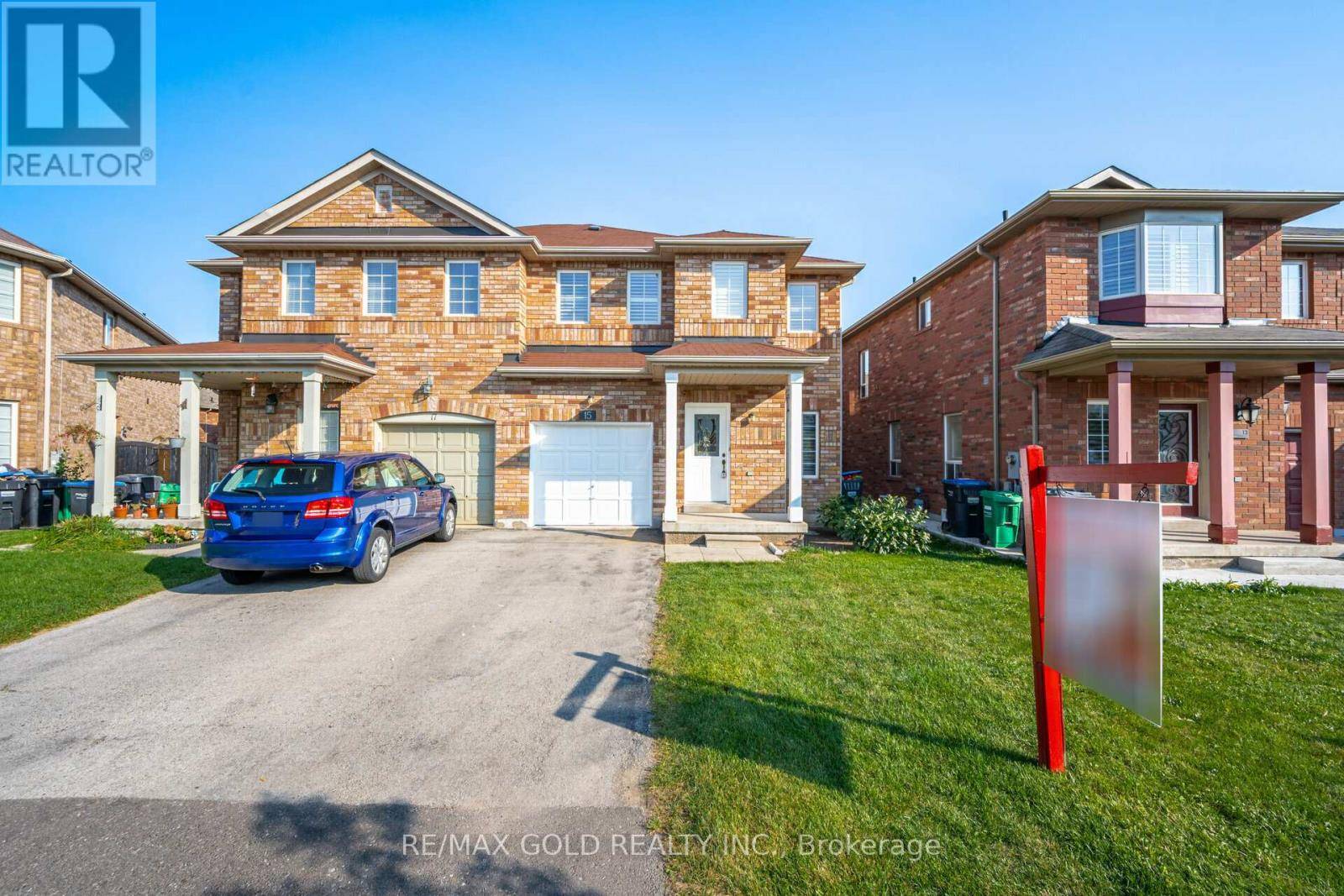 Brampton (credit Valley), ON L6X0S5,15 COMMODORE DRIVE