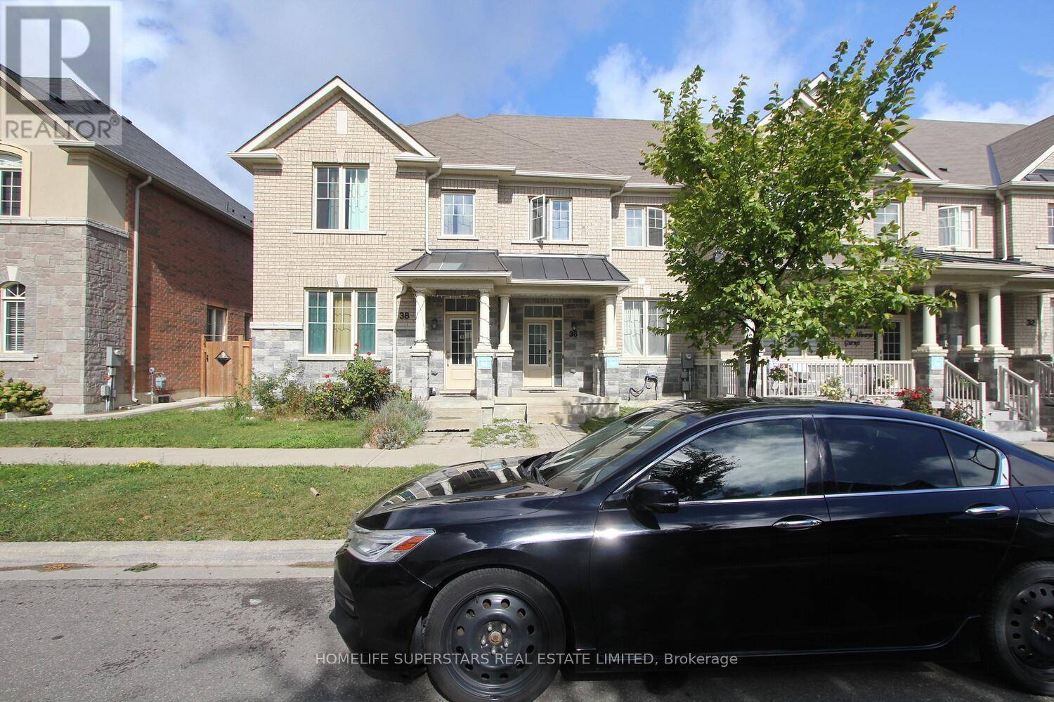 Brampton (sandringham-wellington North), ON L6R3W3,36 LEDGER POINT CRESCENT