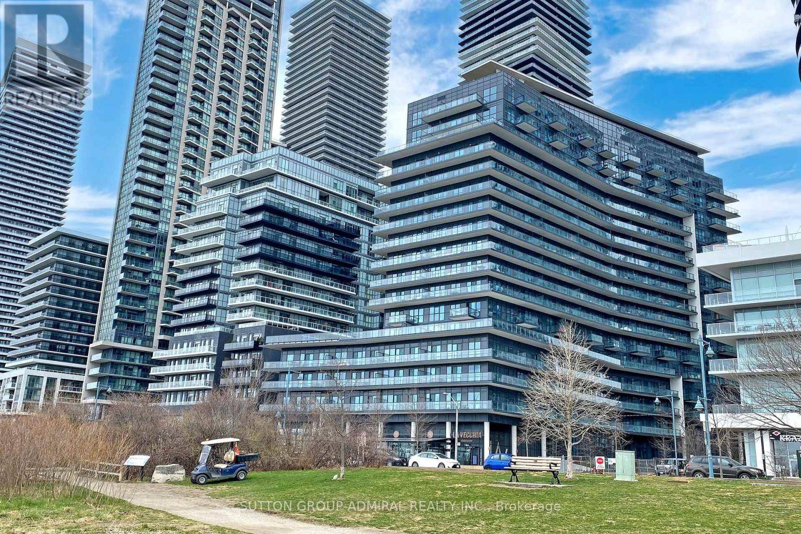 Toronto (mimico), ON M8V0C5,39 Annie Craig DR #Th4