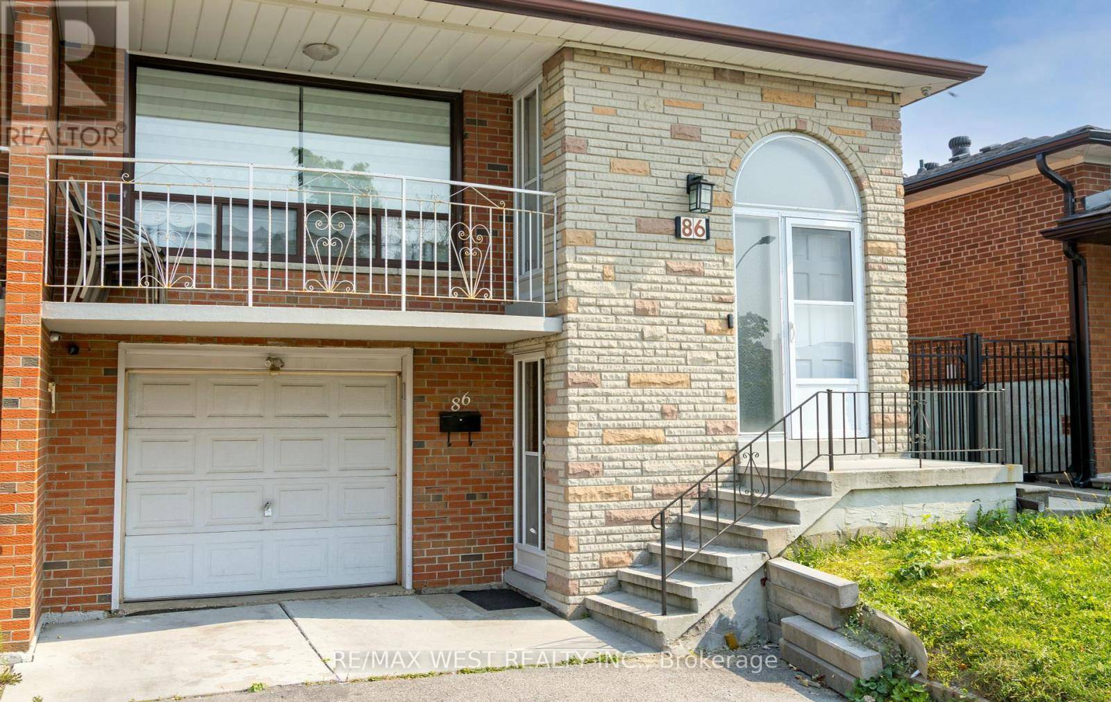 Toronto (glenfield-jane Heights), ON M3N2B2,86 BLOSSOM CRESCENT