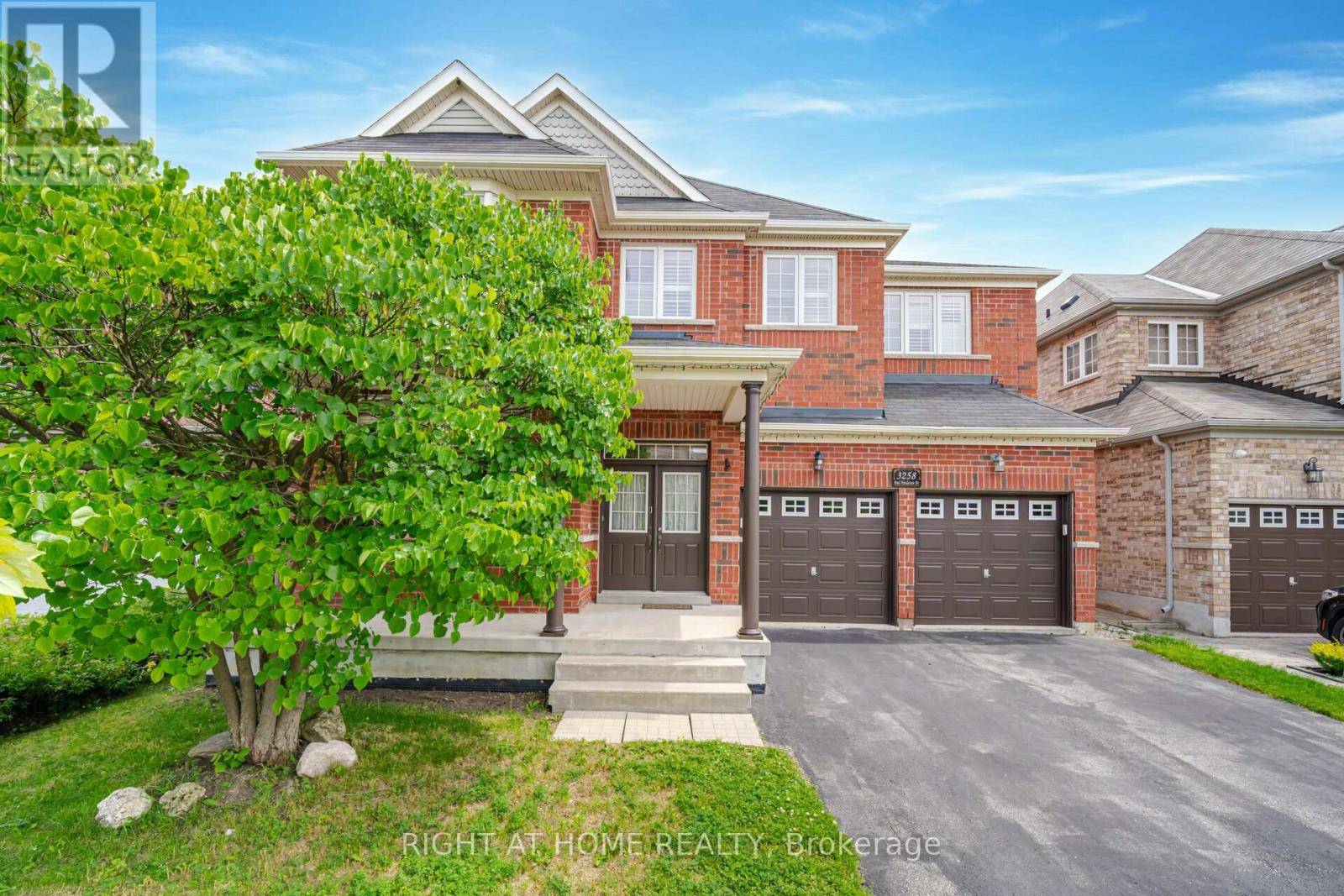 Mississauga (churchill Meadows), ON L5M0H3,3258 PAUL HENDERSON DRIVE