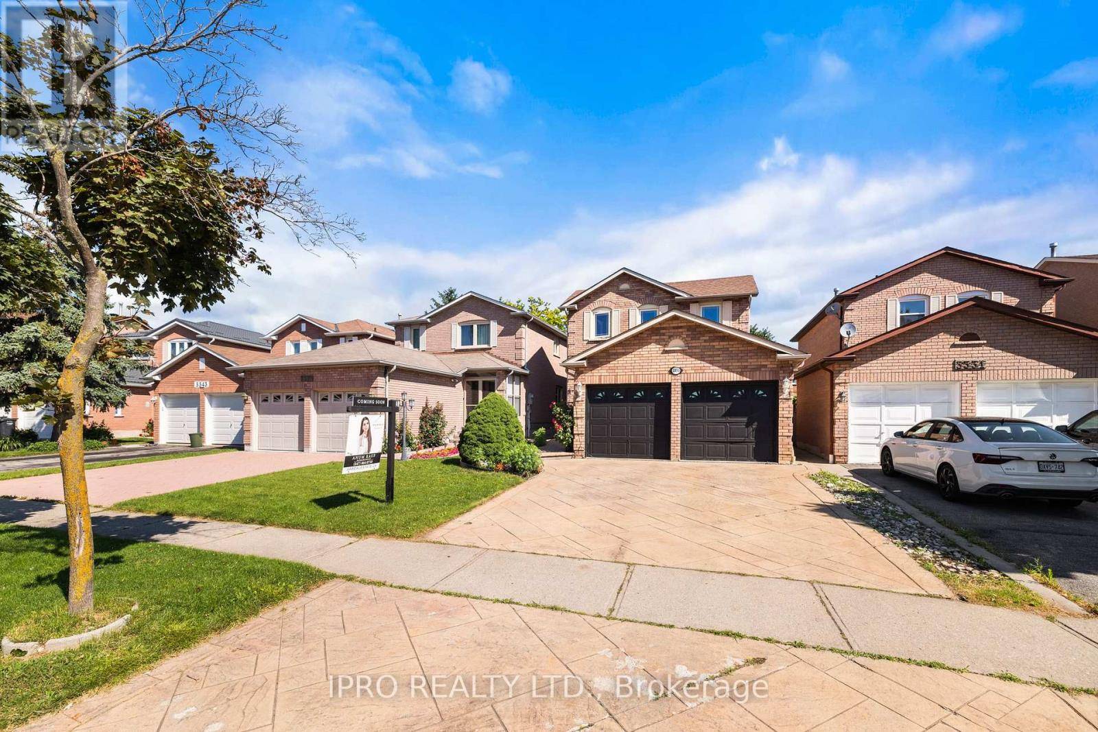 Mississauga (erin Mills), ON L5L5E9,3335 DOVETAIL MEWS