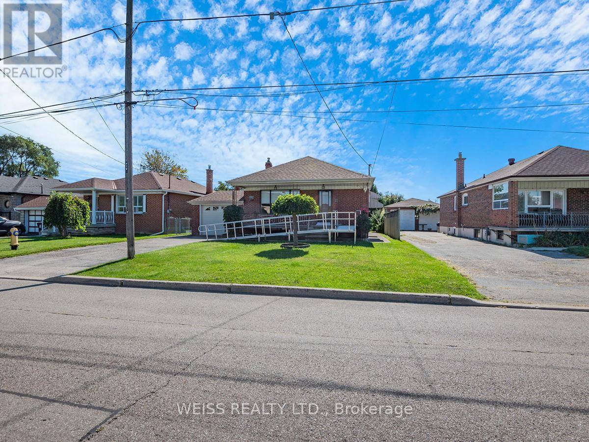 Toronto (downsview-roding-cfb), ON M3K1X6,79 CUFFLEY CRESCENT S