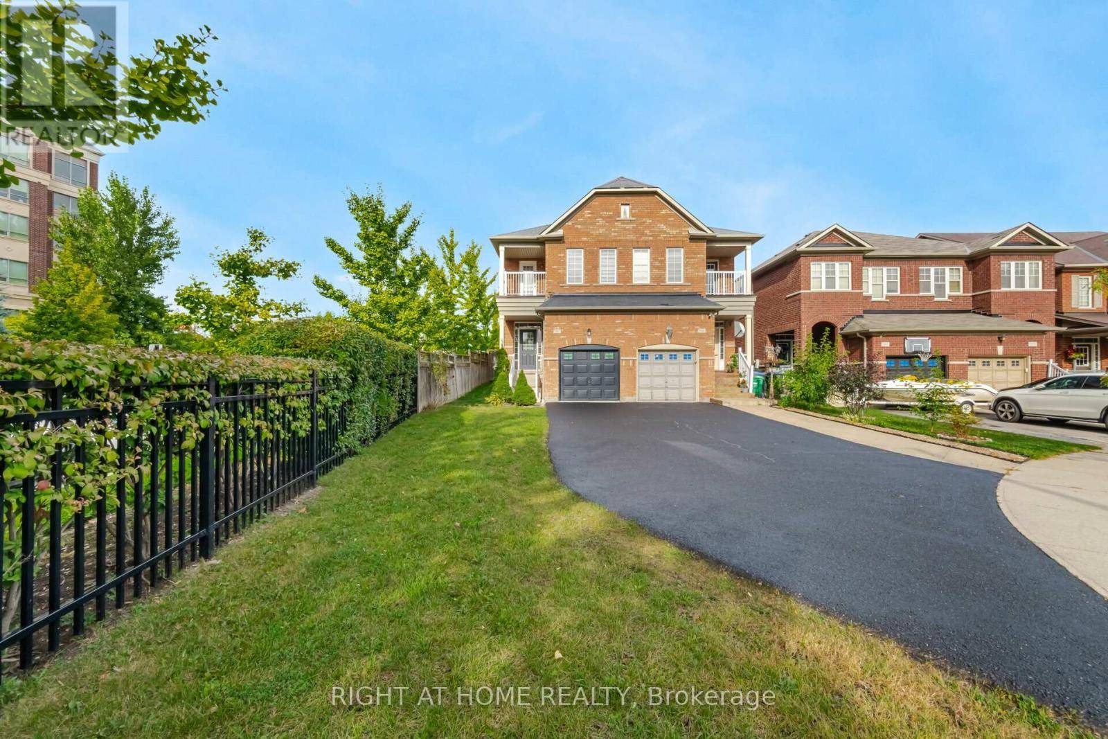 Mississauga (churchill Meadows), ON L5M0N7,5567 BONNIE STREET