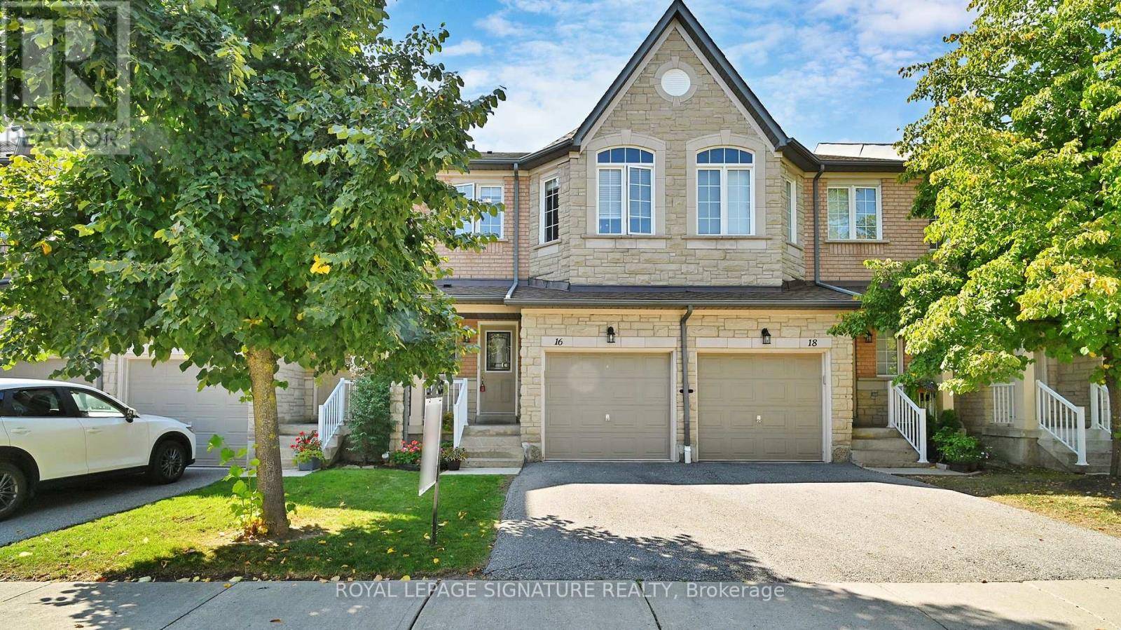 Mississauga (central Erin Mills), ON L5M7J1,5260 McFarren BLVD #16