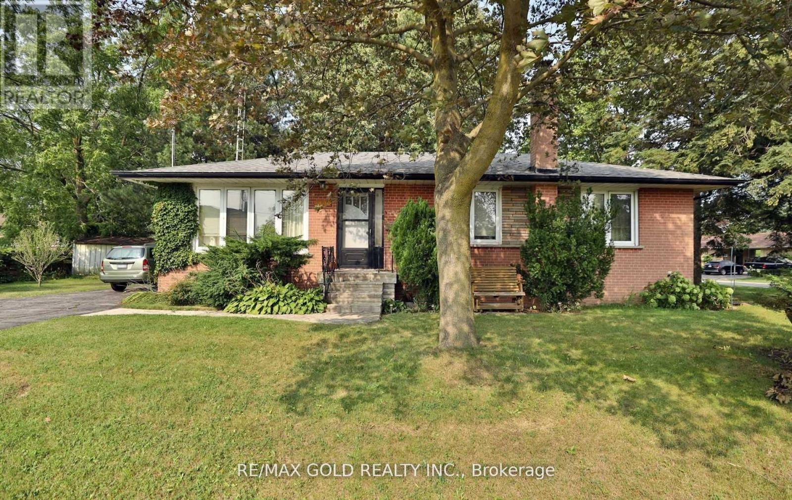 Oakville (bronte East), ON L6L4R5,509 VALE PLACE E