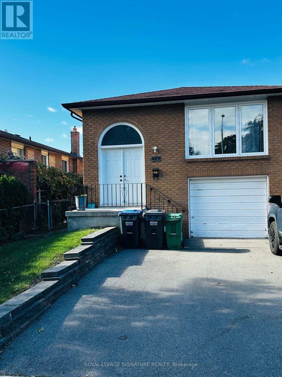 Mississauga (erindale), ON L5C1G2,827 STAINTON DRIVE