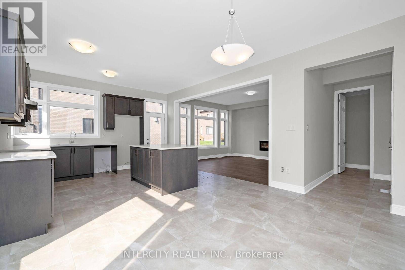Brampton (sandringham-wellington North), ON L6R4G2,29 Kessler DR #Lot 92