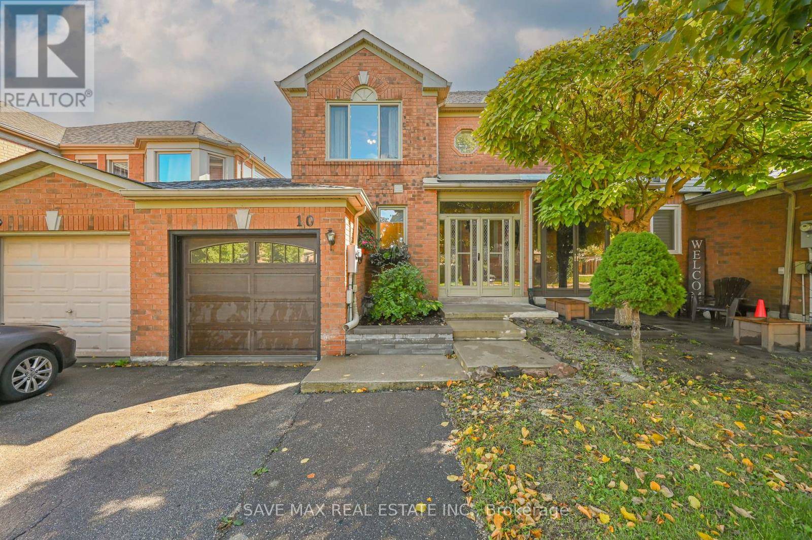 Brampton (heart Lake East), ON L6Z4T5,10 DEER CREEK PLACE