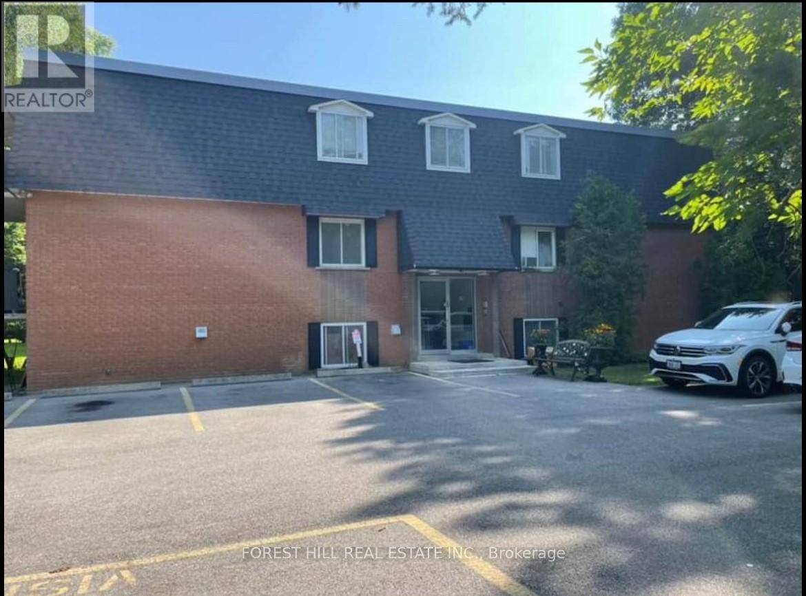 Burlington (brant), ON L7L5B9,2128 Ghent AVE #2