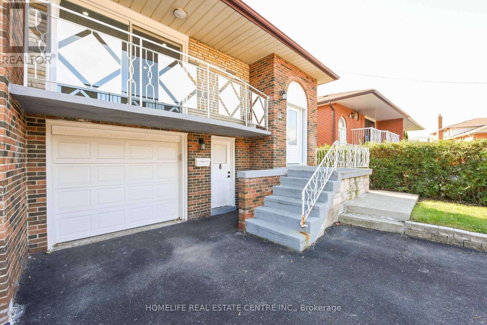 Brampton (madoc), ON L6V3G9,28 OLIVE COURT