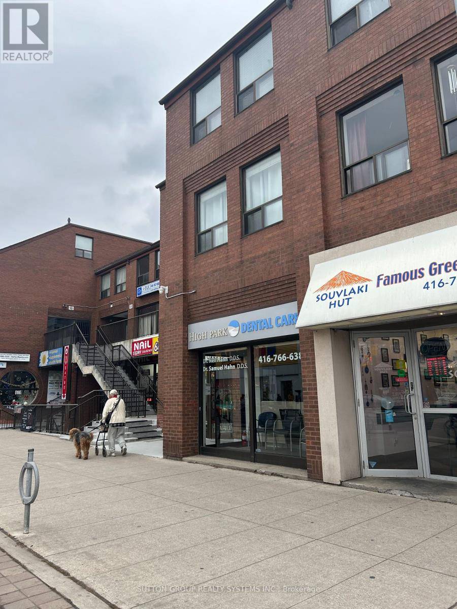 Toronto (high Park North), ON M6S1N3,2184 BLOOR STREET W