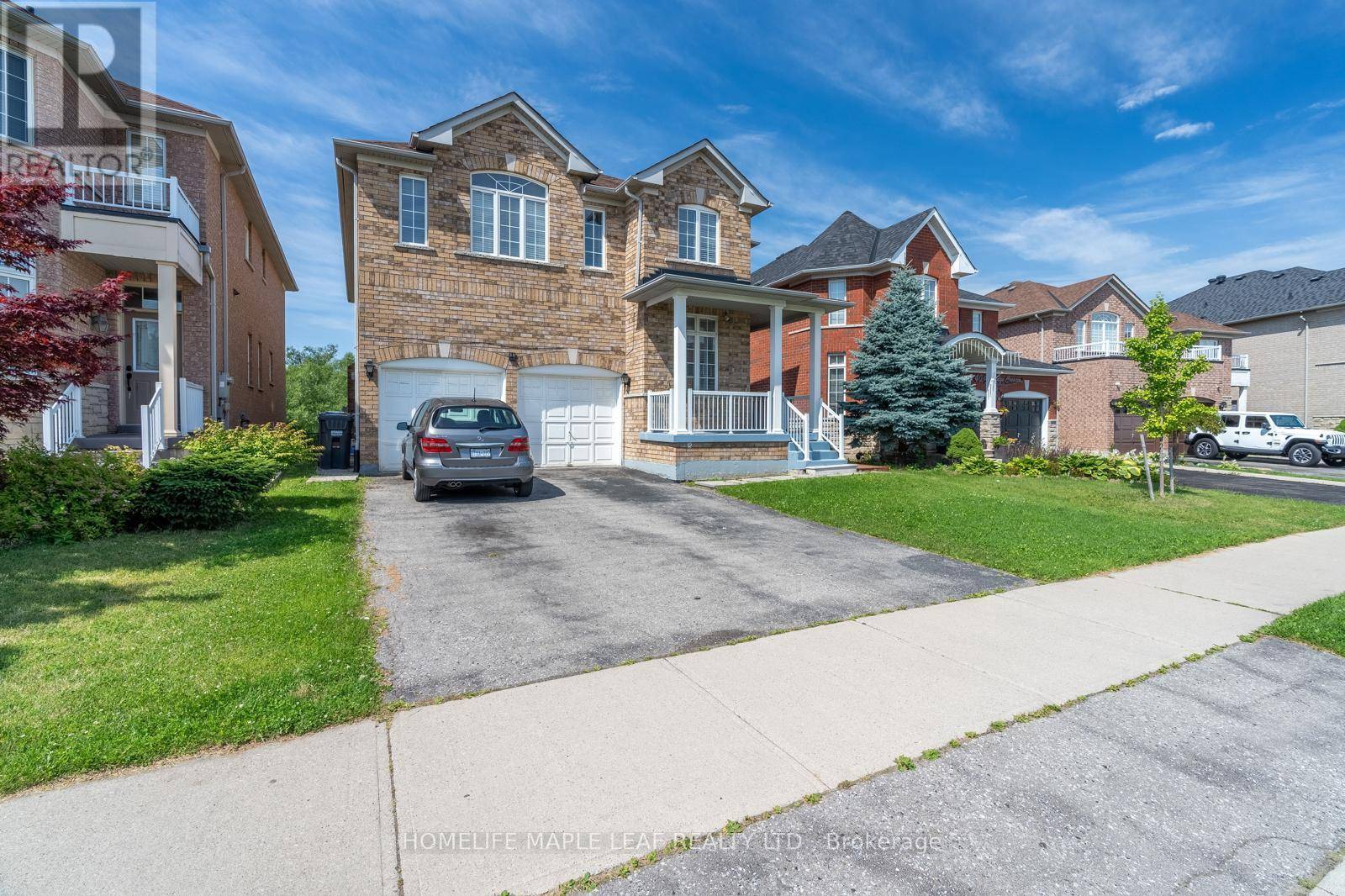 Brampton (bram East), ON L6P1P1,38 GORERIDGE CRESCENT