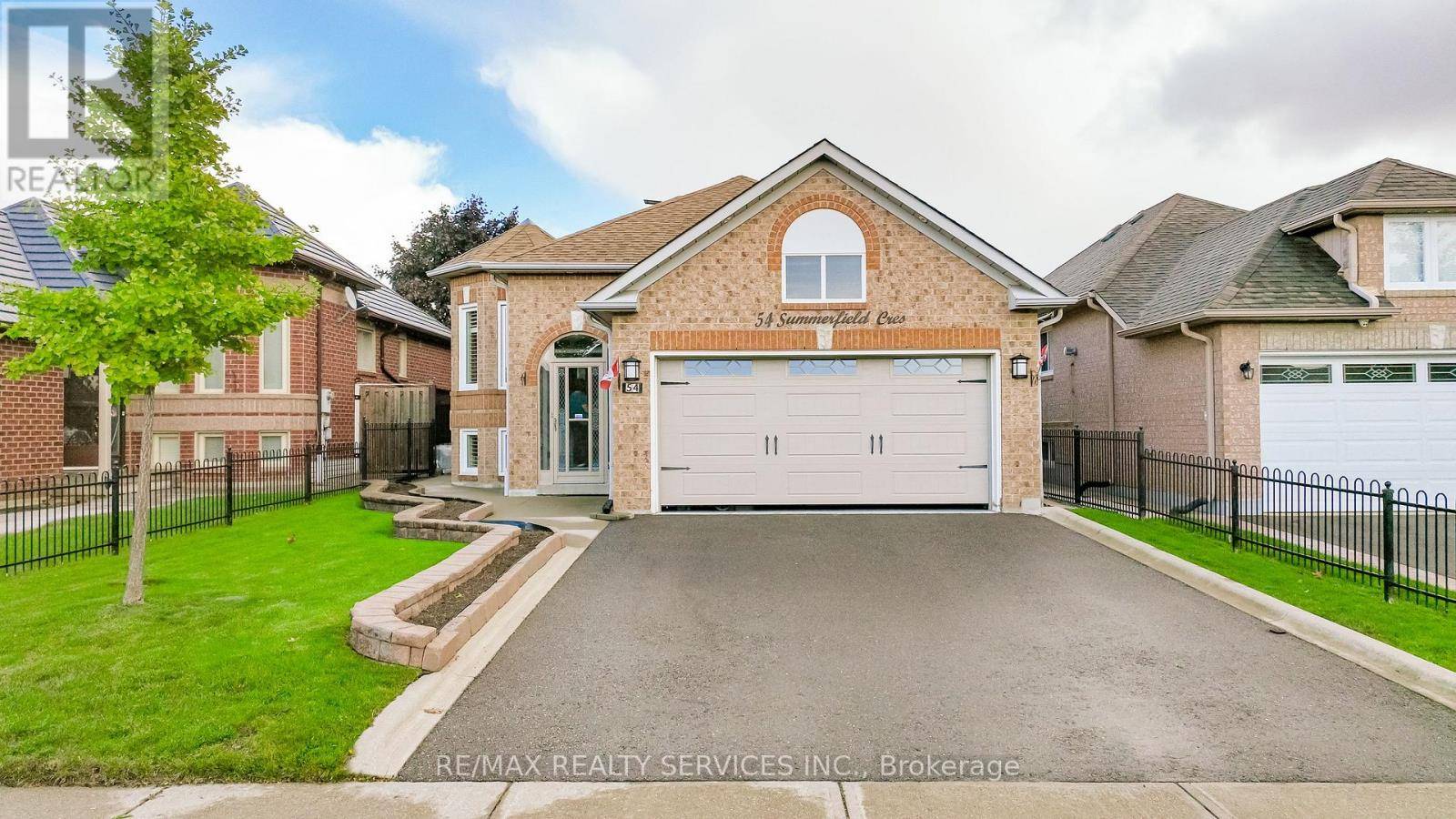 Brampton (brampton West), ON L6X4K4,54 SUMMERFIELD CRESCENT