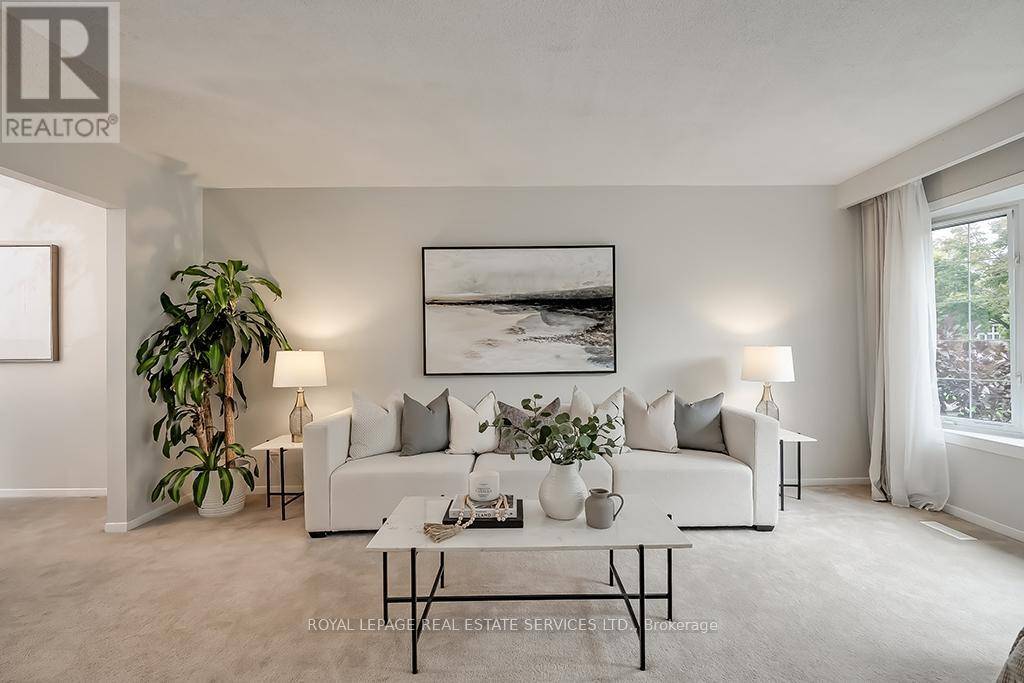 Mississauga (erin Mills), ON L5L1P8,3532 PITCH PINE CRESCENT