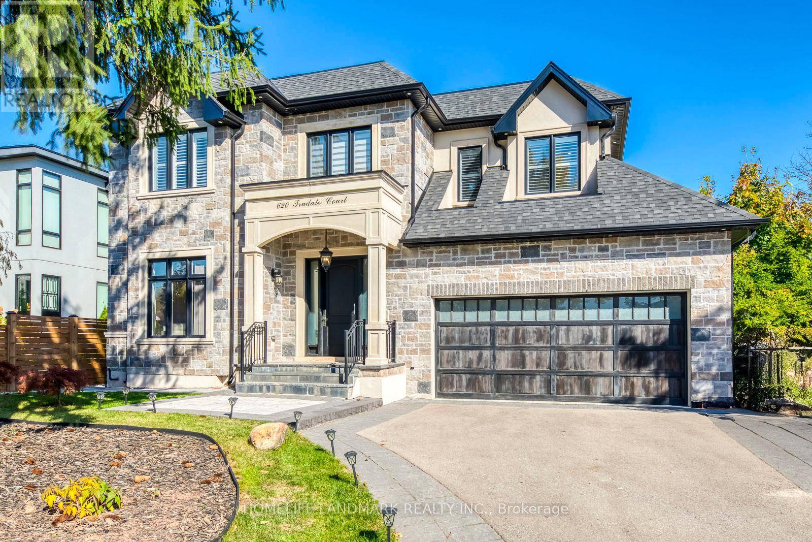 Oakville (bronte East), ON L6L4H1,620 TRUDALE COURT