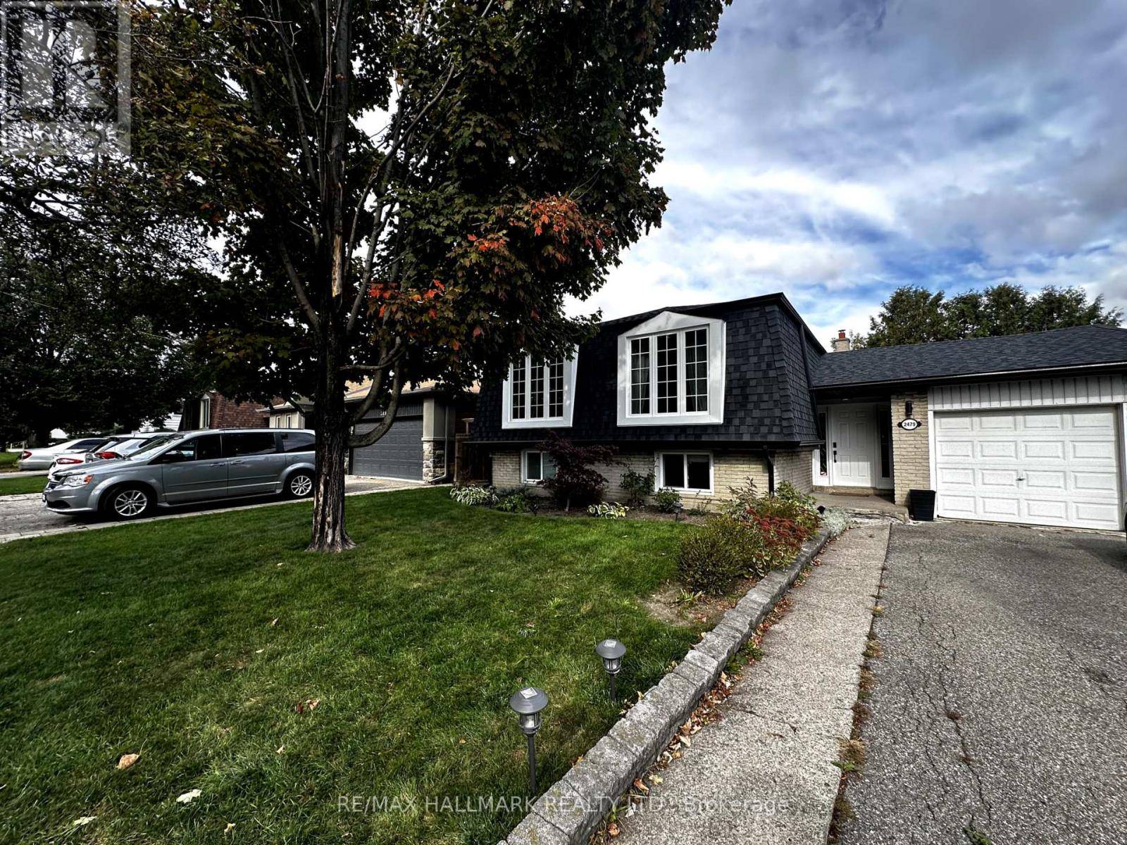 Mississauga (cooksville), ON L5B2A9,2479 Stillmeadow RD #Upper