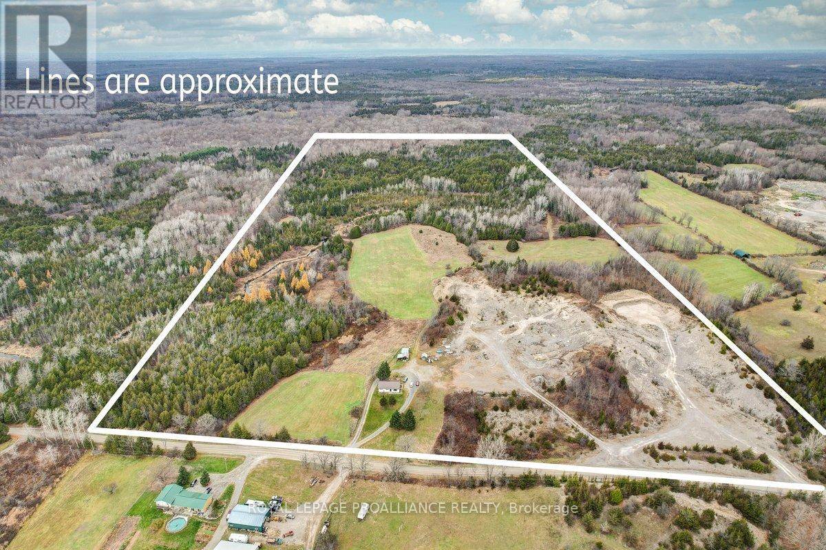 Tyendinaga (tyendinaga Township), ON K0K2Y0,755 NAPHAN ROAD