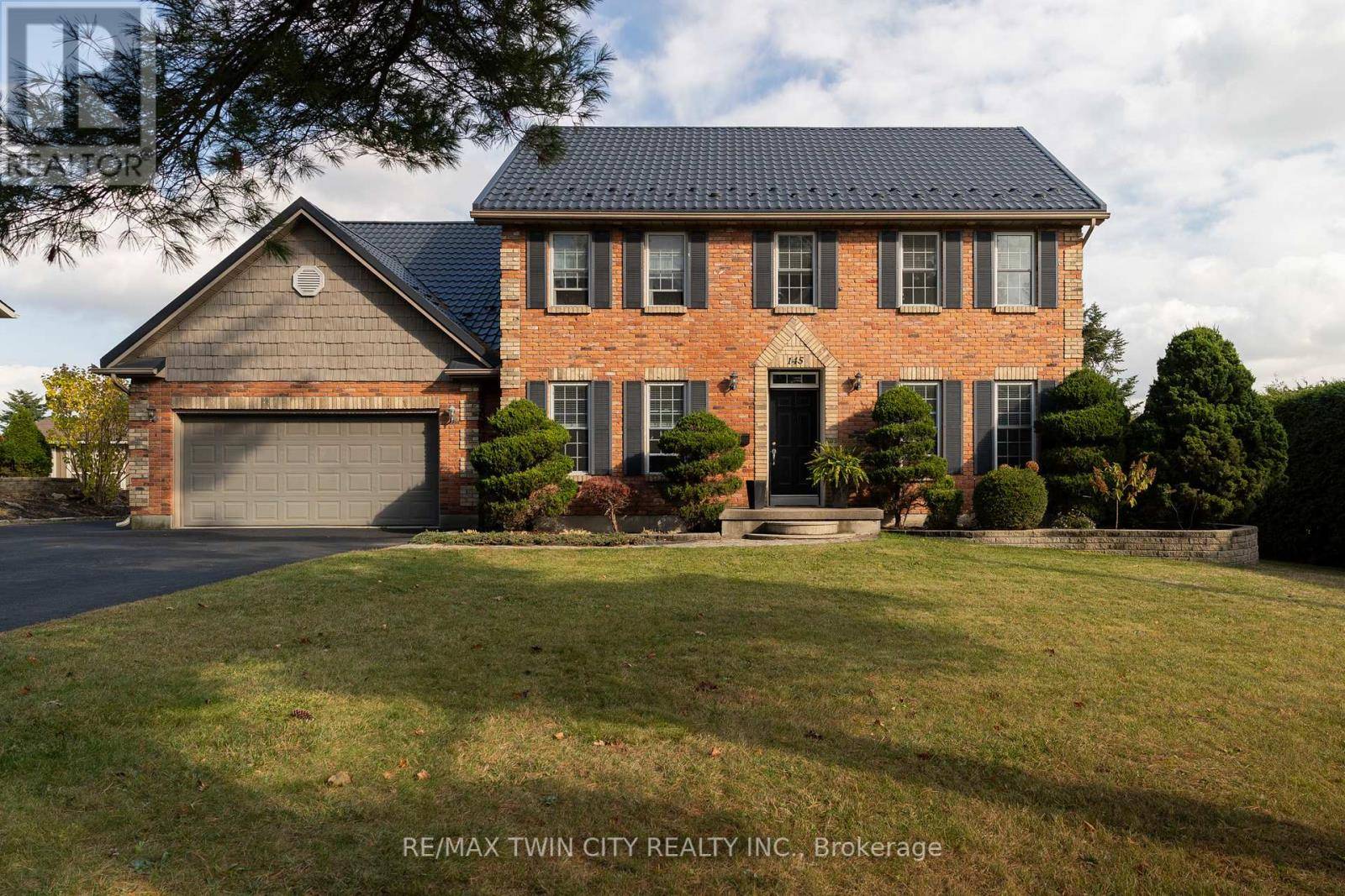 Norwich (otterville), ON N0J1R0,145 JOHN STREET S