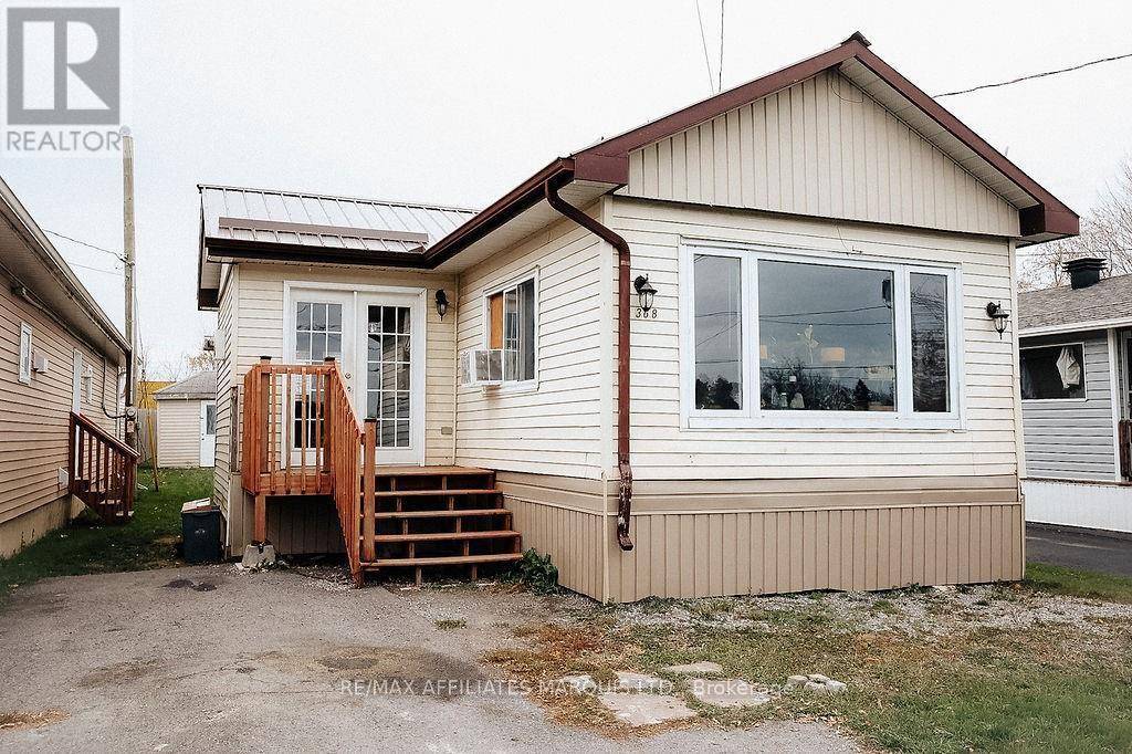 North Glengarry, ON K0C1A0,368 DOMINION STREET S