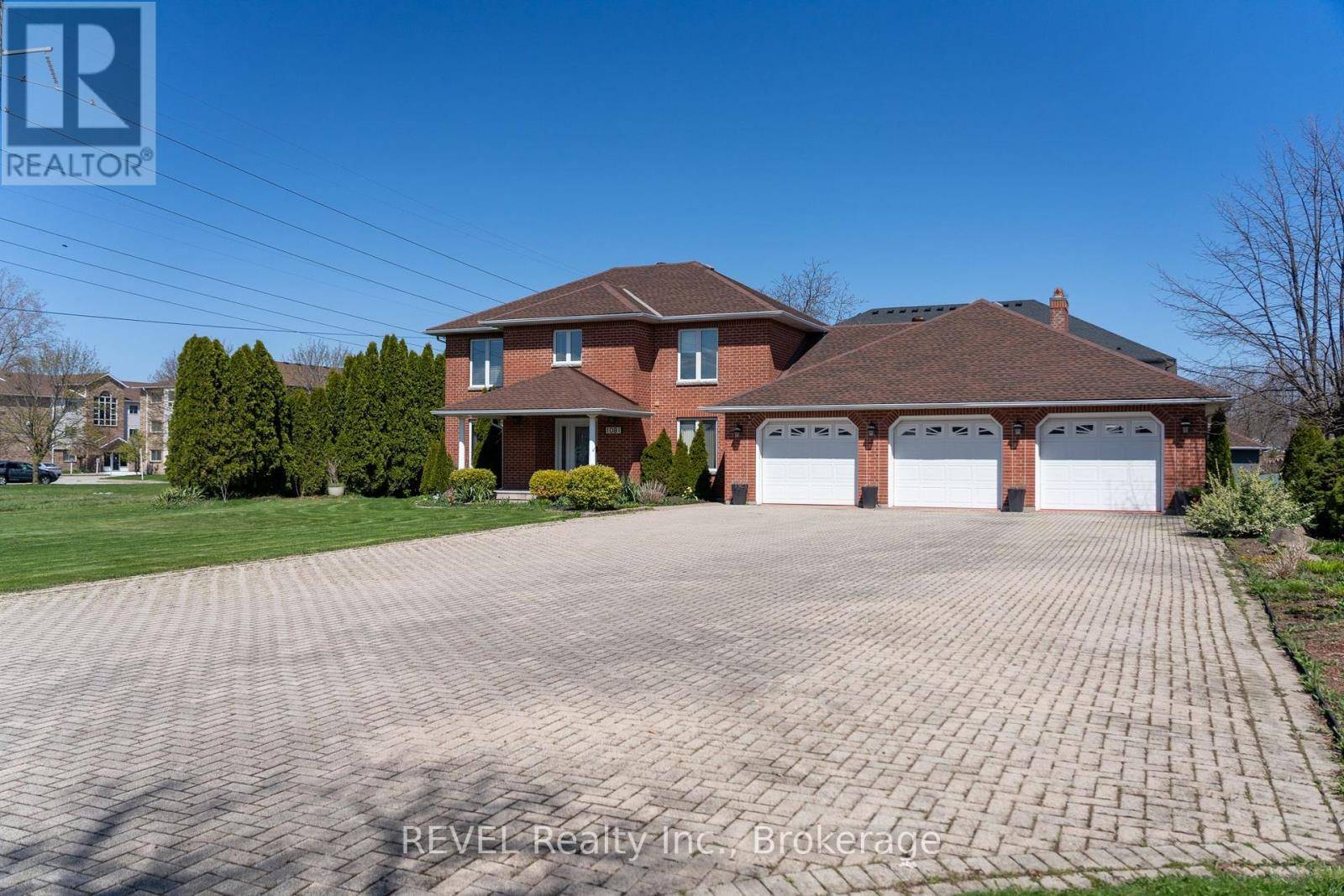 St. Catharines (453 - Grapeview), ON L2S2X4,1081 VANSICKLE ROAD N