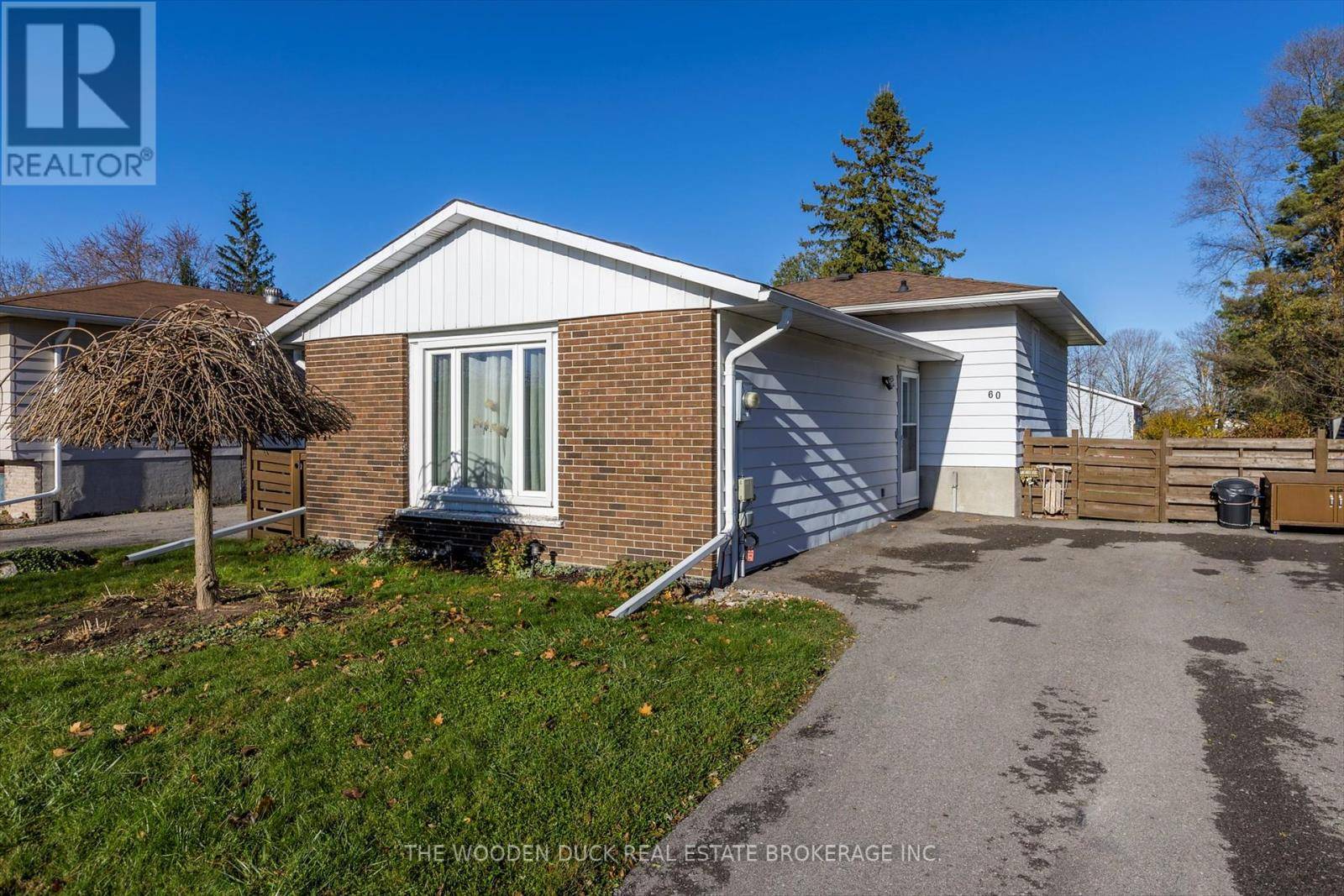 Smith-ennismore-lakefield (lakefield), ON K0L2H0,60 COYLE CRESCENT