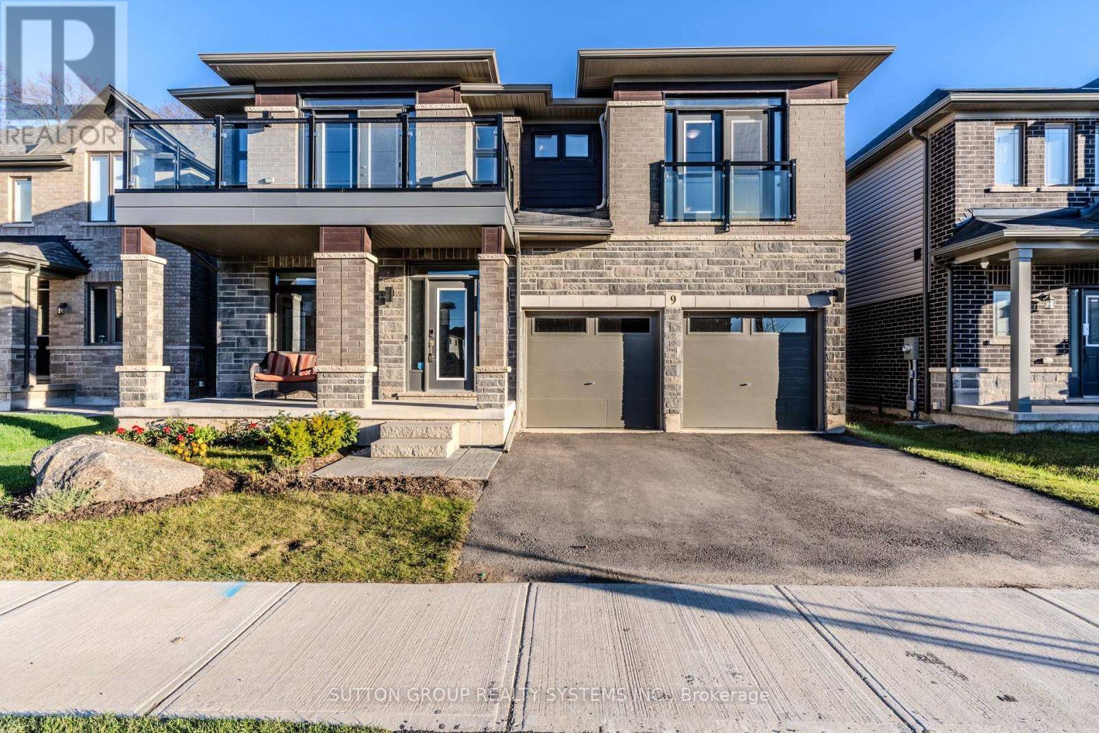 Brantford, ON N3T0T6,9 WHITTON DRIVE