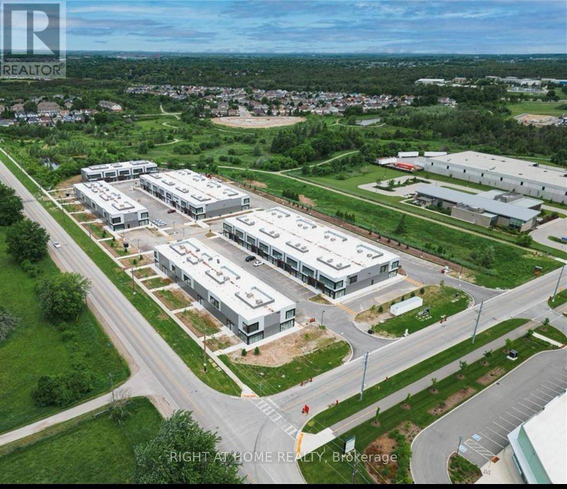 Guelph (kortright Hills), ON N1C0A1,587 Hanlon Creek BLVD #unit 12