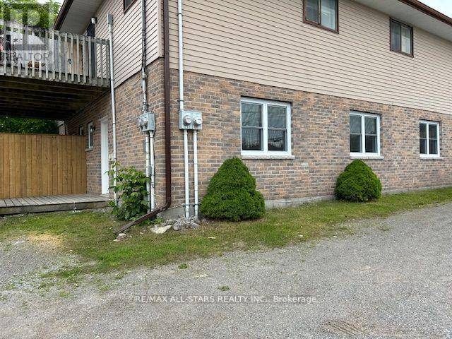 Kawartha Lakes (bobcaygeon), ON K0M1A0,105 Main ST ##1