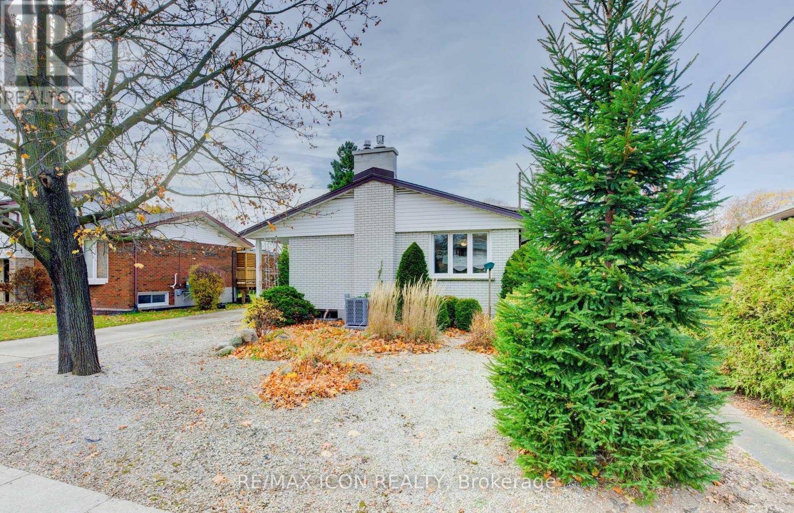 Guelph (june Avenue), ON N1H5M7,52 BRENTWOOD DRIVE