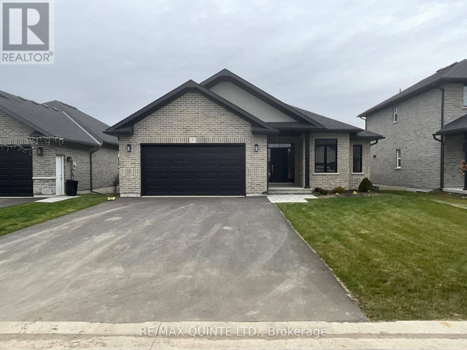 Belleville (thurlow Ward), ON K8N0R7,6 VAUGHN COURT
