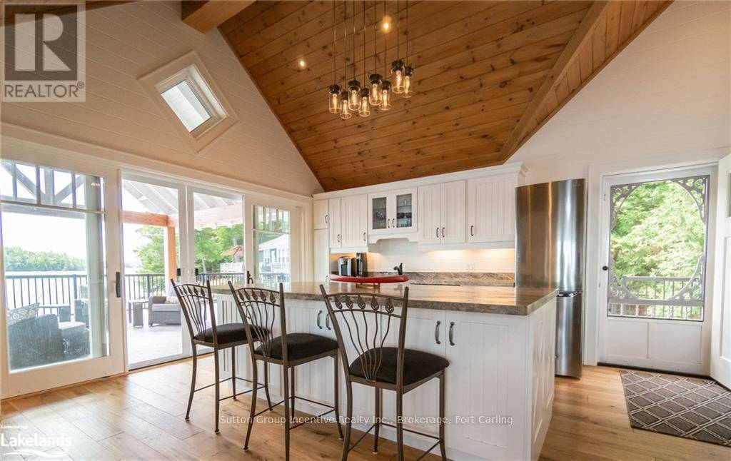 Muskoka Lakes (medora), ON P0B1J0,12 OUNO