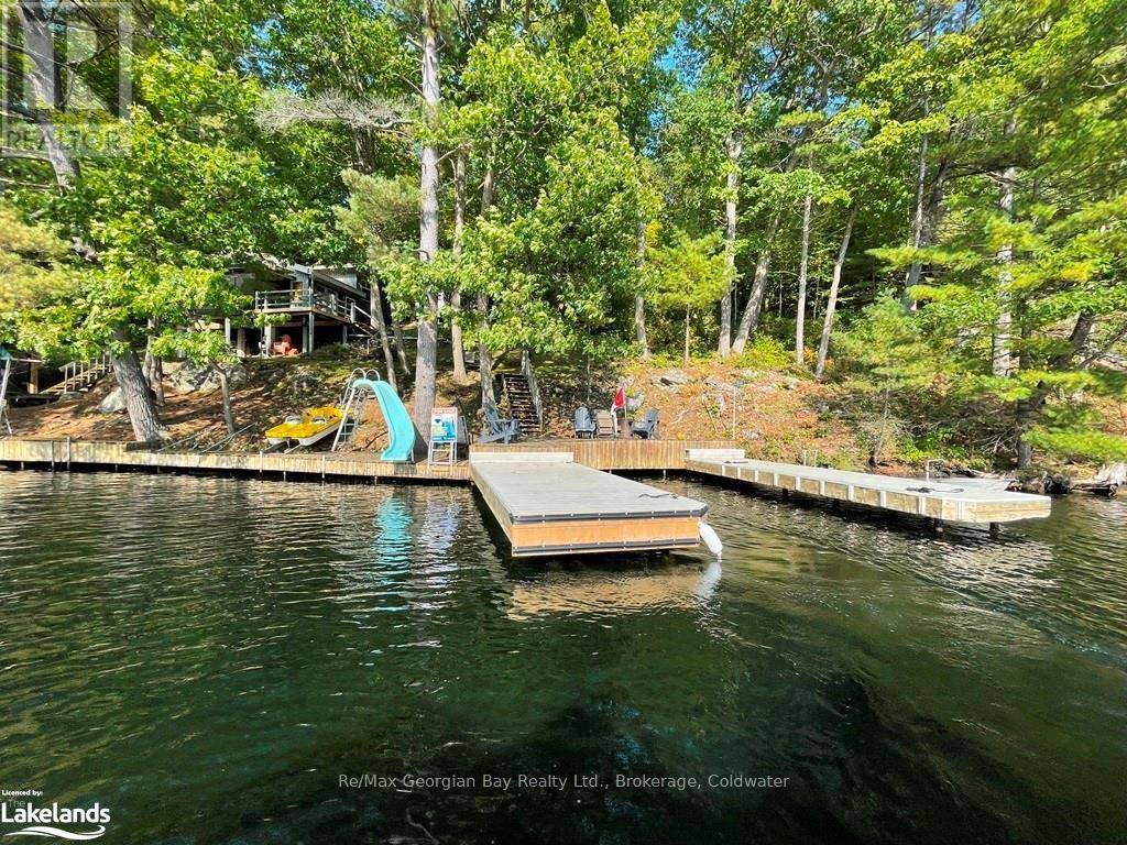 Muskoka Lakes (wood (muskoka Lakes)), ON L0K1E0,4 SEVERN RIVER SR406