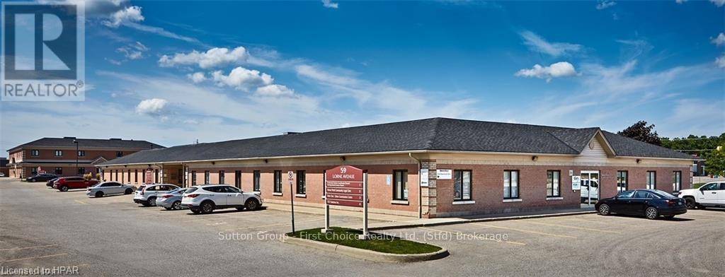 Stratford, ON N5A6S2,59 LORNE AVE East #D