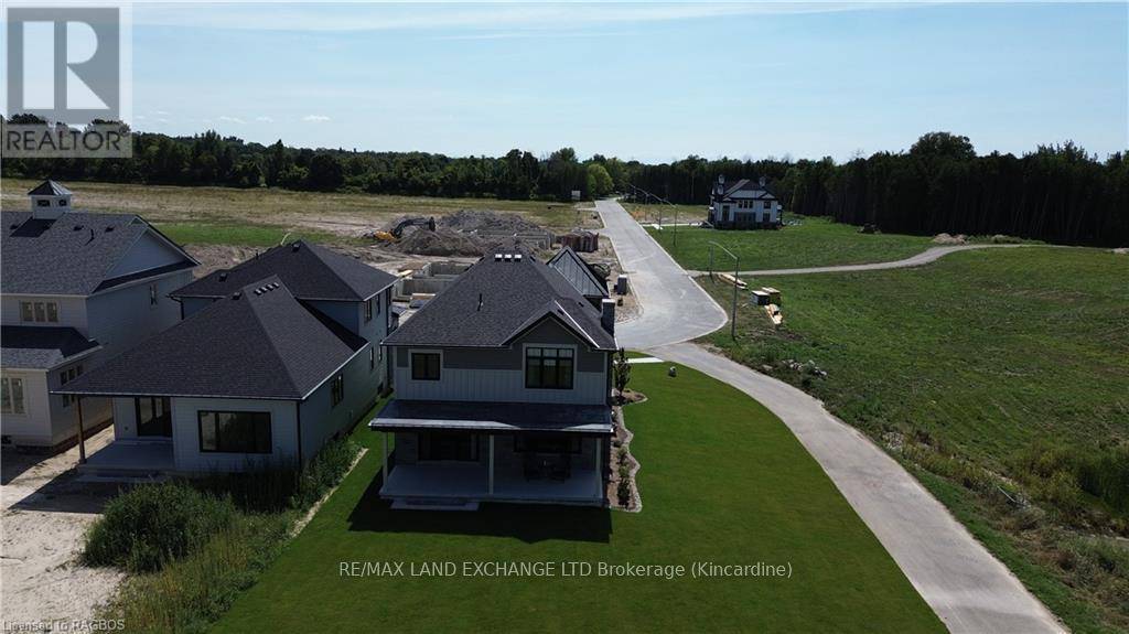 Kincardine, ON N2Z1J4,87 INVERNESS STREET N