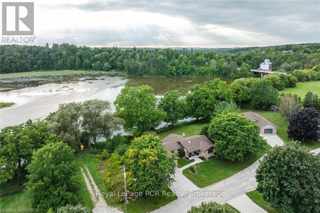 West Grey, ON N0G1C0,216 FISHER CRESCENT