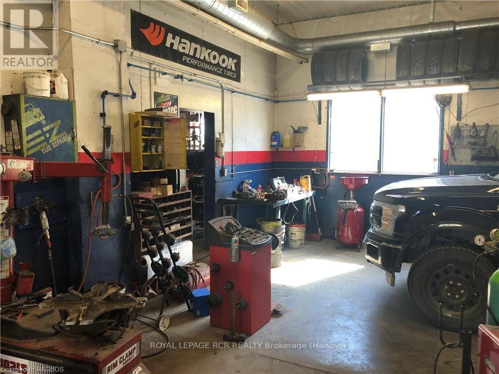 West Grey, ON N0G2M0,343 DAVID WINKLER PARKWAY