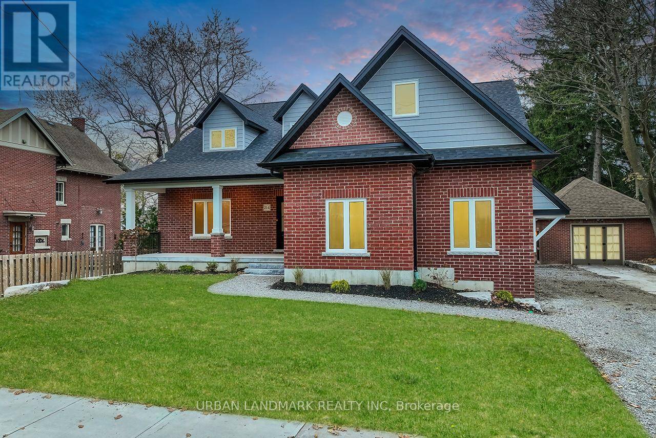 Peterborough North (south), ON K9H3Y1,214 ABERDEEN AVENUE