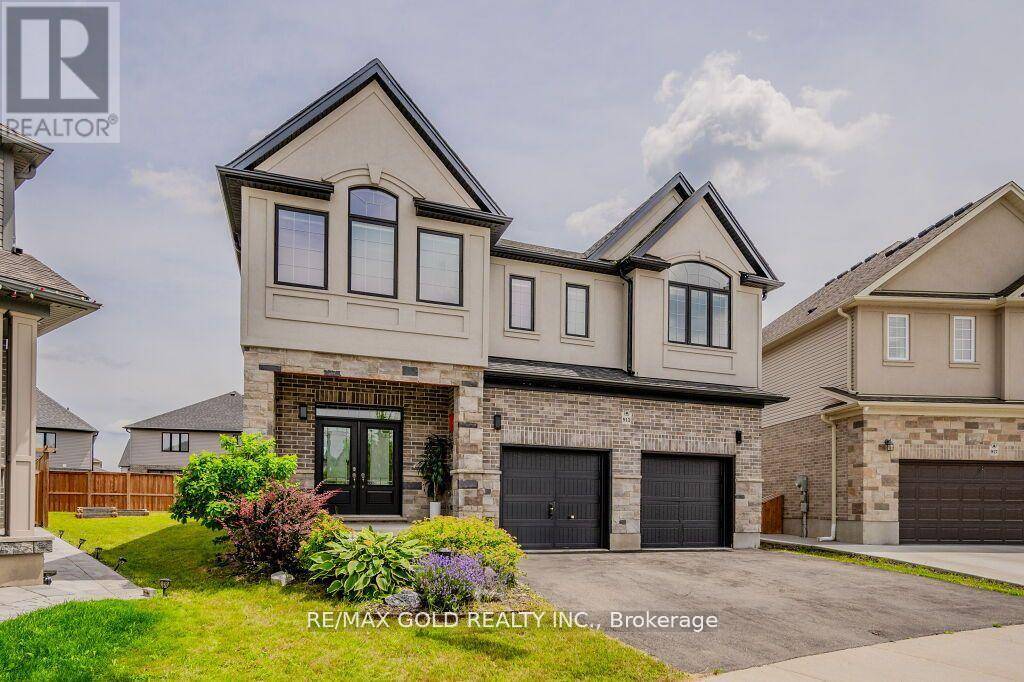 Kitchener, ON N2A0H2,913 RIVER RIDGE COURT