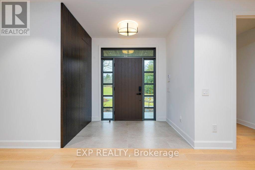 Ottawa, ON K1J6M2,26 CLOVELLY ROAD W