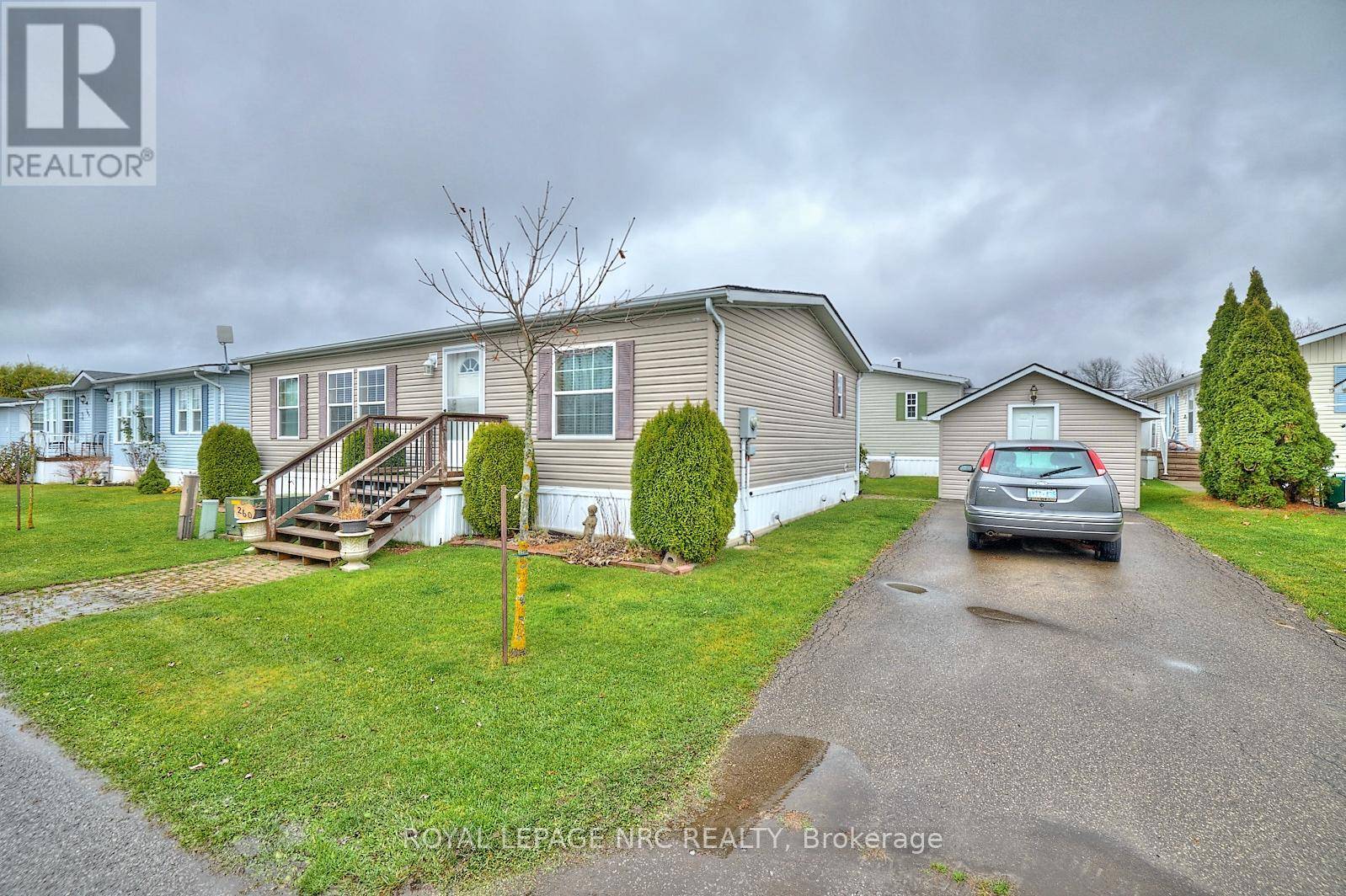 Fort Erie (327 - Black Creek), ON L0S1S1,3033 TOWNLINE RD #260