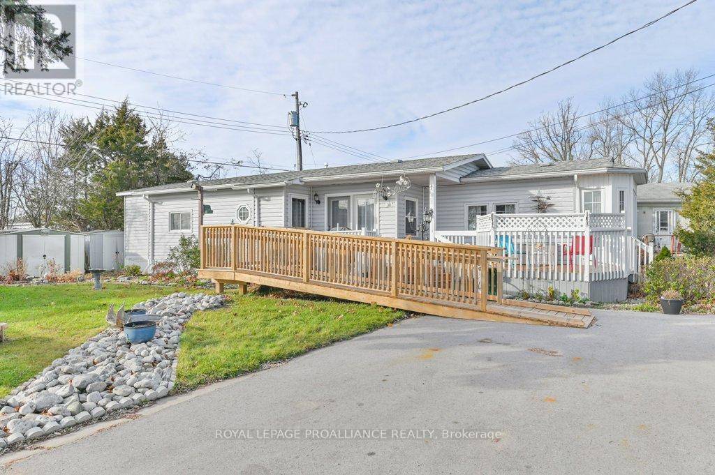 Quinte West (sidney Ward), ON K8N4Z3,30 KENNETH BOULEVARD