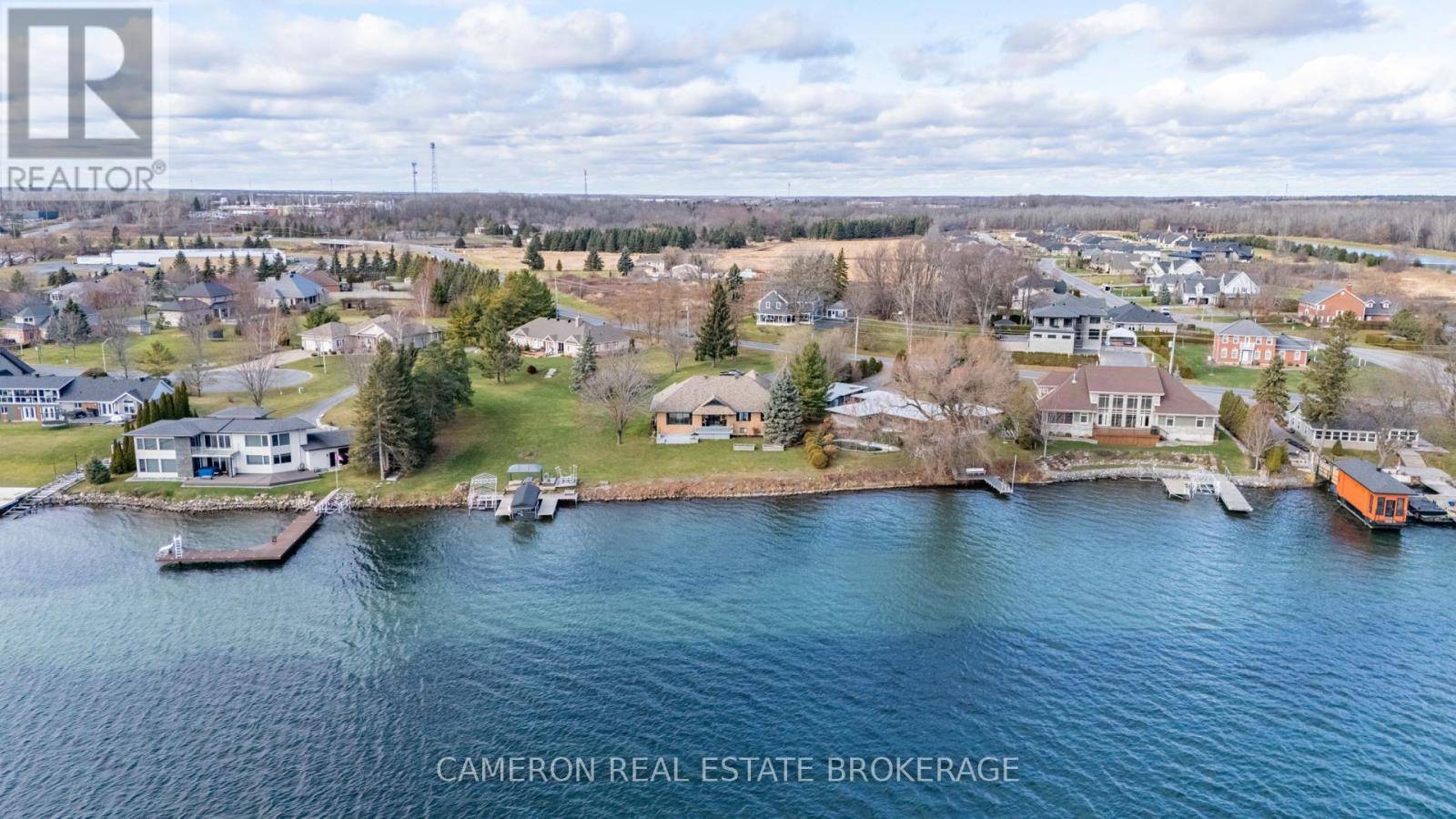 South Glengarry, ON K6H5R6,18122 HIGHWAY #2