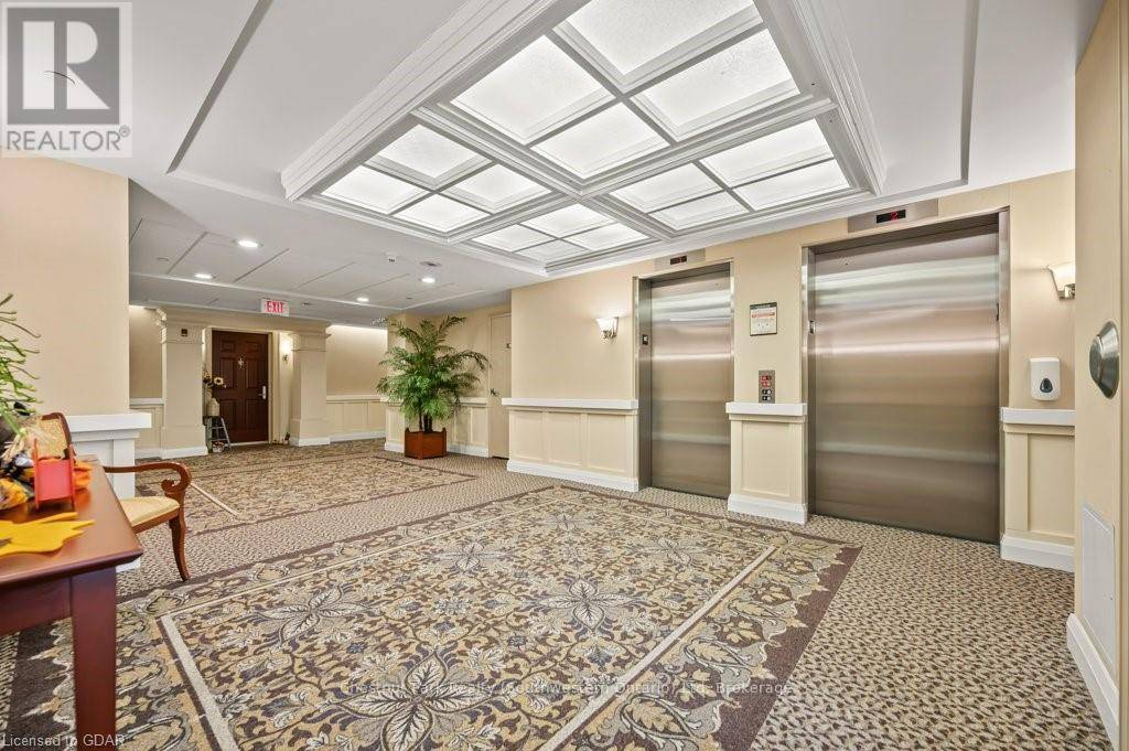 Guelph (village By The Arboretum), ON N1G5K8,65 BAYBERRY DR #C305