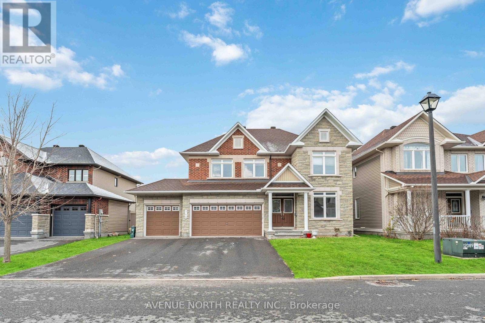 Ottawa, ON K4A0R6,760 LAKEBREEZE CIRCLE