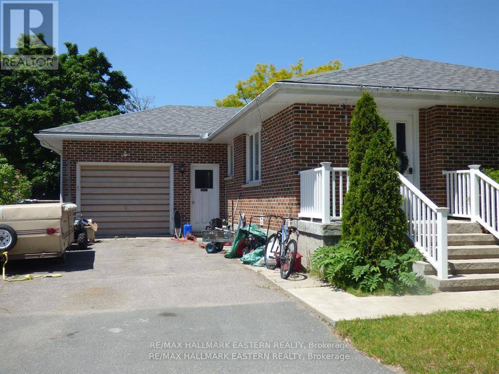 Trent Hills (campbellford), ON K0L1L0,66 DOXSEE AVENUE N