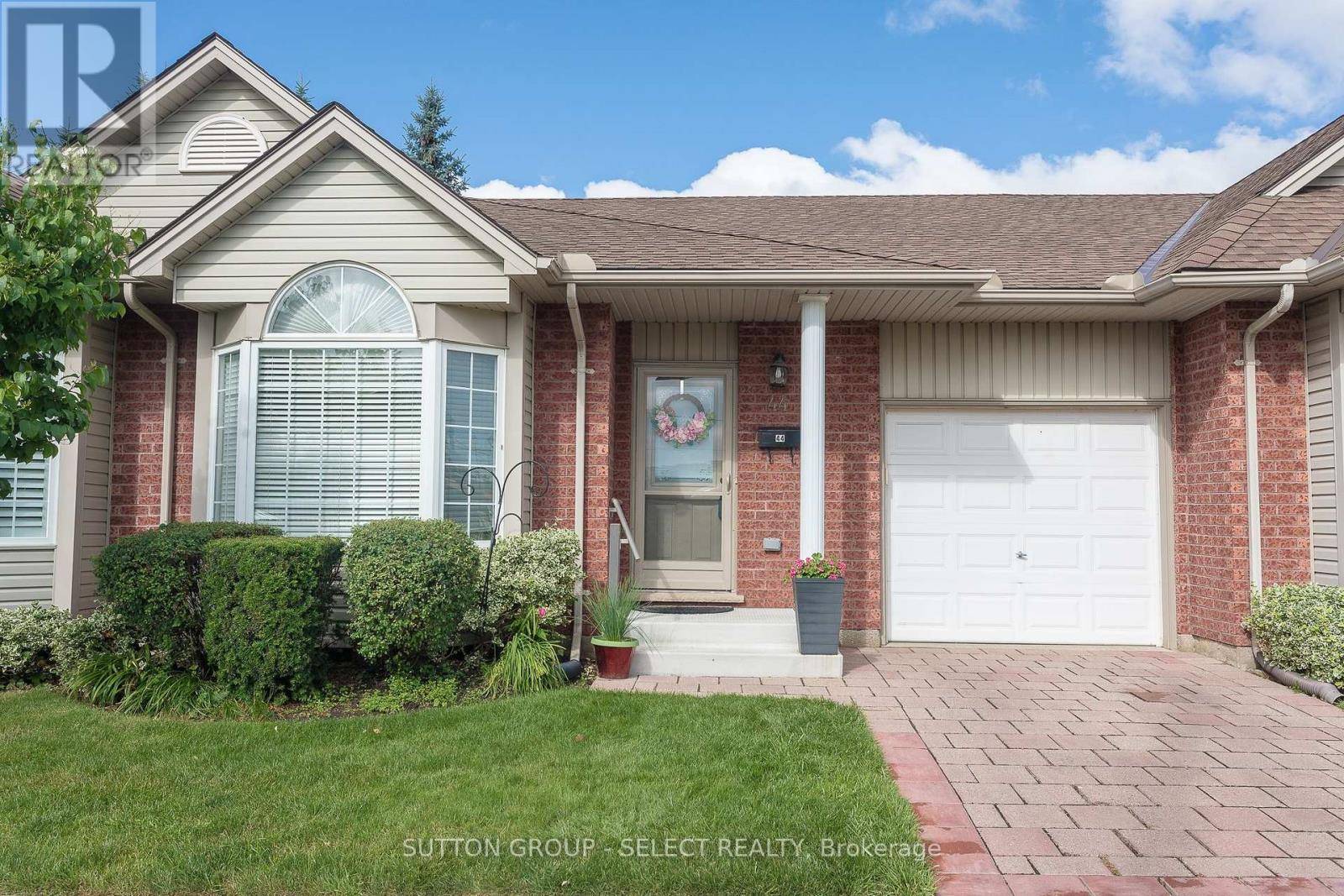 London, ON N5Y5R2,1555 Highbury AVE North #44