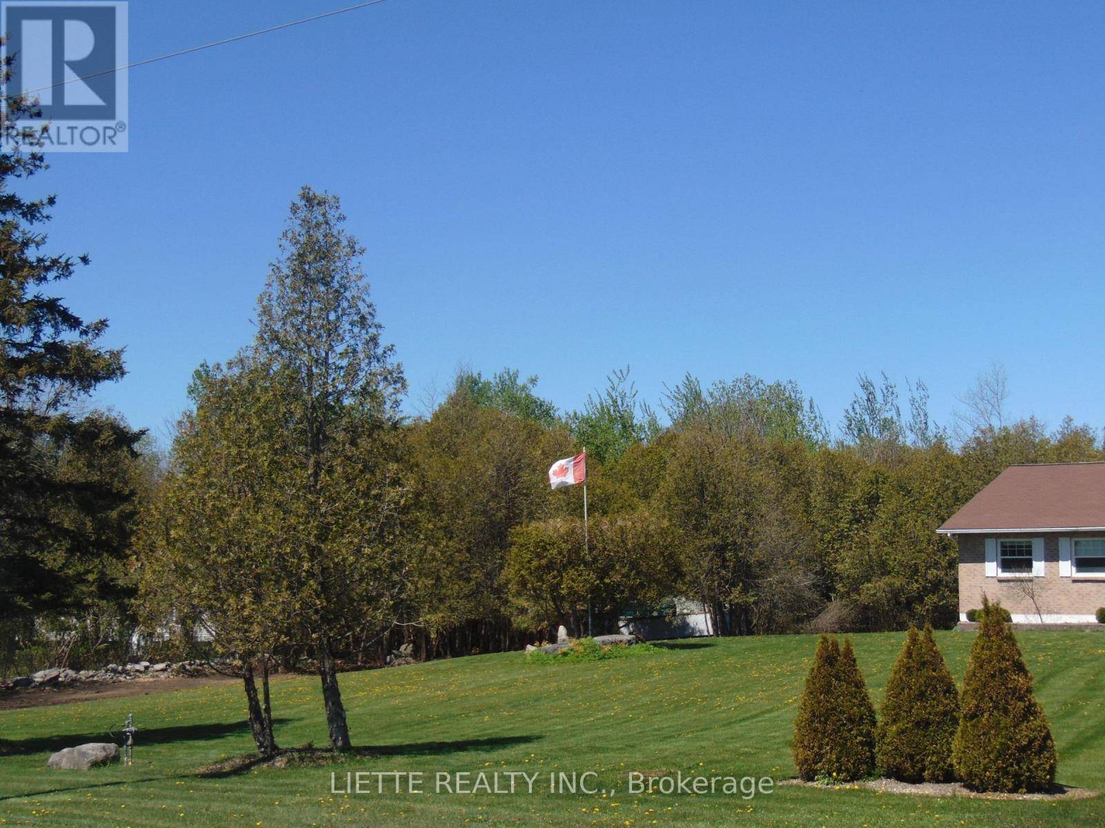 South Glengarry, ON K0C1L0,20467 CONC 5 ROAD E